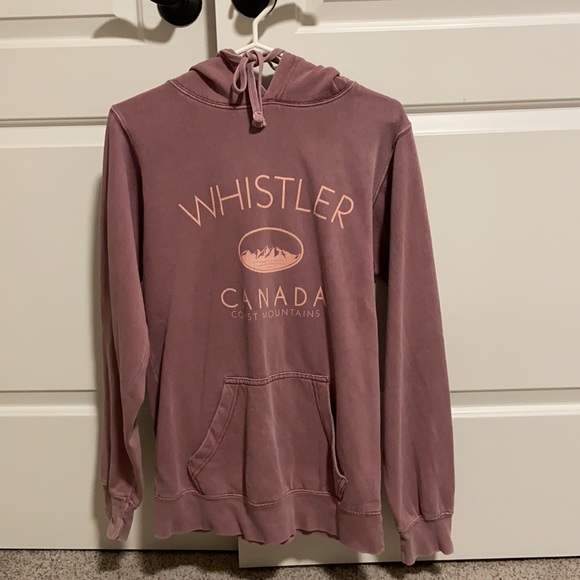 One oversized purple Whistler Canada hoodie. One purple oversized quarter zip - Picture 5 of 5